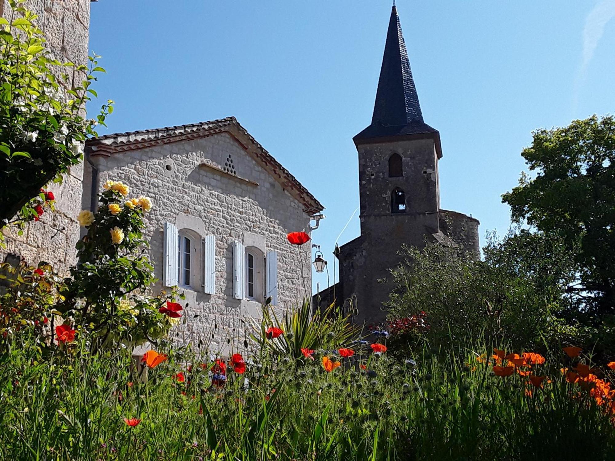 Bastida De Beata Bed and Breakfast Noailles  Exteriör bild