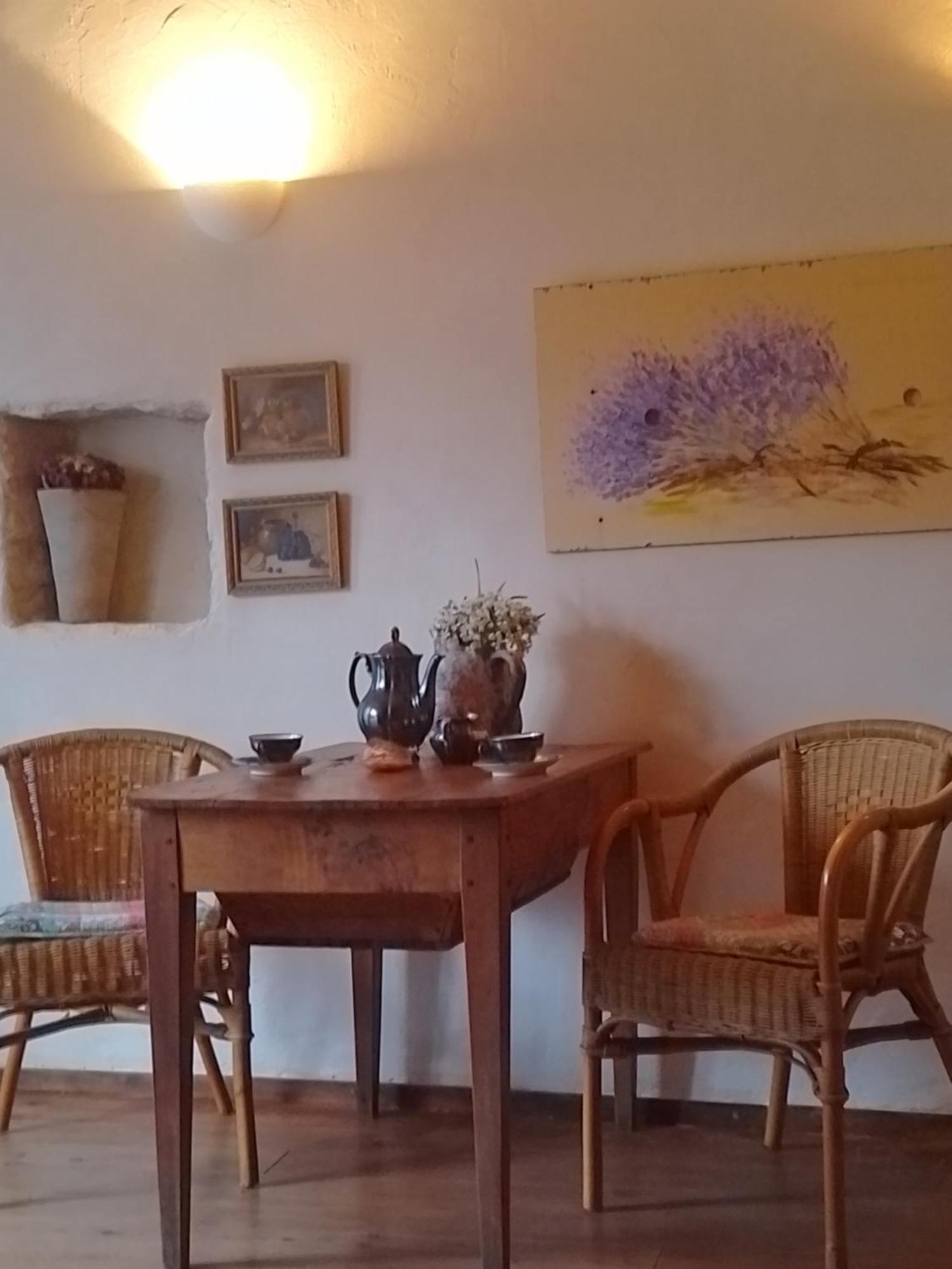 Bastida De Beata Bed and Breakfast Noailles  Exteriör bild